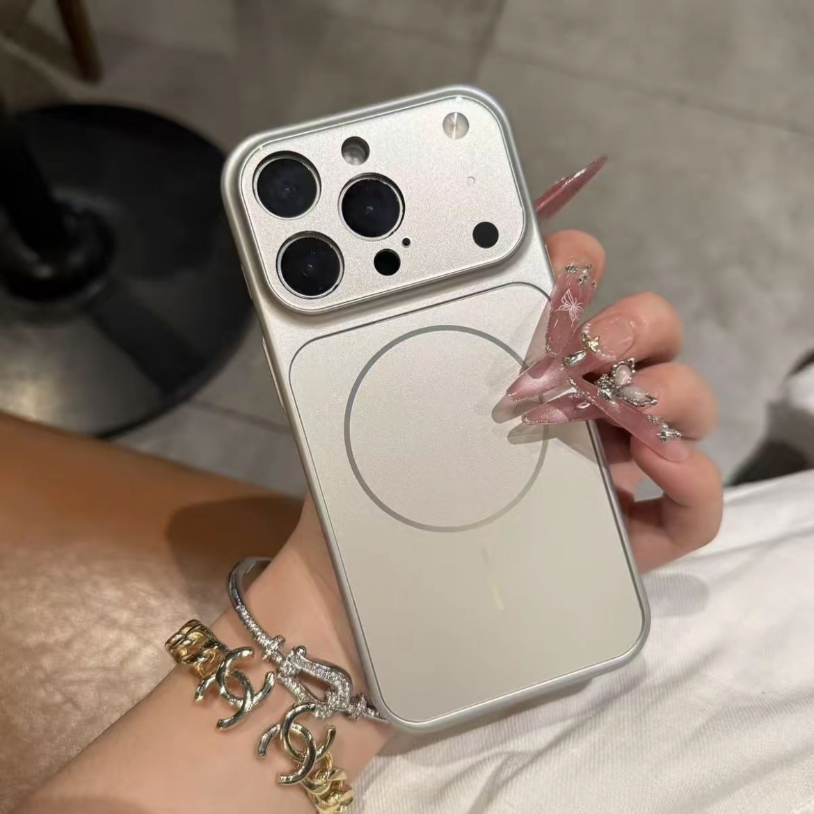 🔥 Ultra Sleek Magnetic MagSafe iPhone Case — Frosted Glass Armor with Shockproof & Wireless Charge (Fits iPhone 13–17 Air)