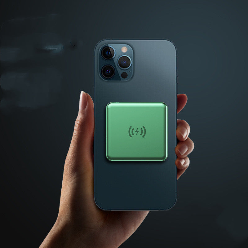 Magnetic Wireless Power Bank 10000mAh – Fast Charging Portable Battery Pack with Multi-Port Output